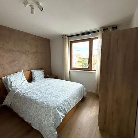 T4 Floor With Terrace & Parking Ostwald