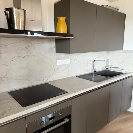 T4 Floor With Terrace & Parking Daire